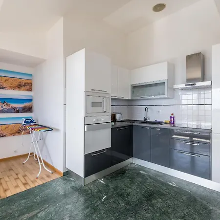 Urban Utopia Penthouse With Private Parking Apartamento *