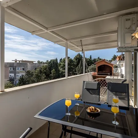 Urban Utopia Penthouse With Private Parking Apartamento Split