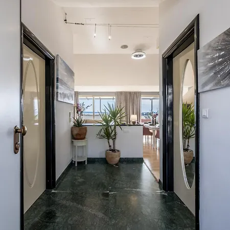 Apartment Urban Utopia Penthouse With Private Parking Split