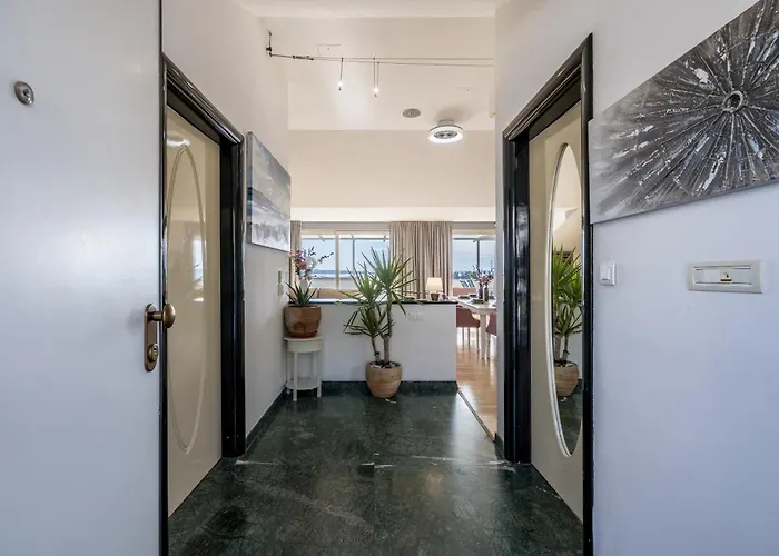 Apartman Urban Utopia Penthouse With Private Parking Split