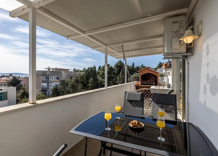 Urban Utopia Penthouse With Private Parking Apartman Split